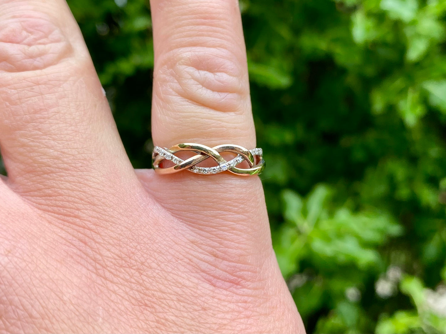9ct Gold Diamond Ring