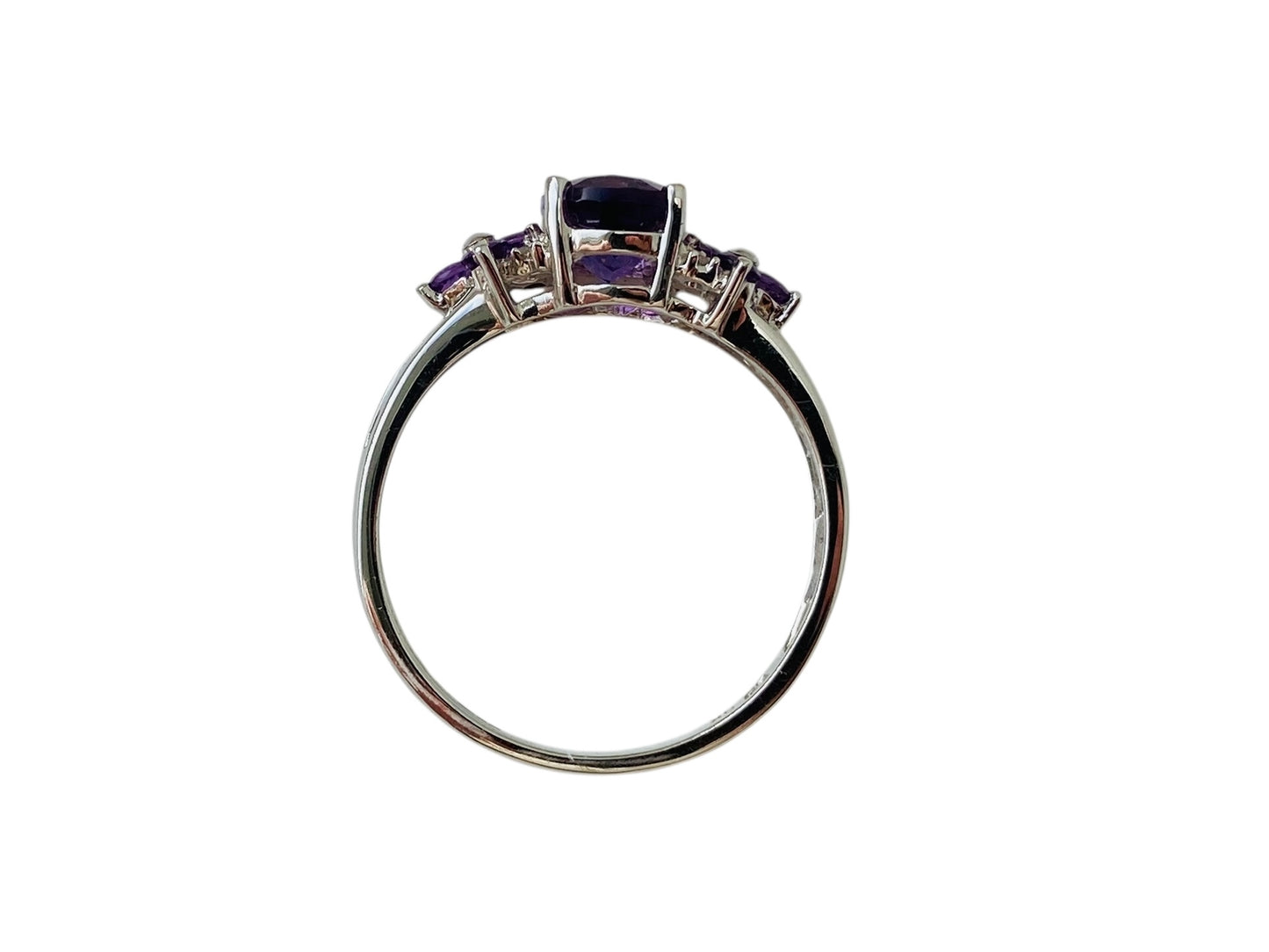9ct Gold Amethyst & Diamond Ring
