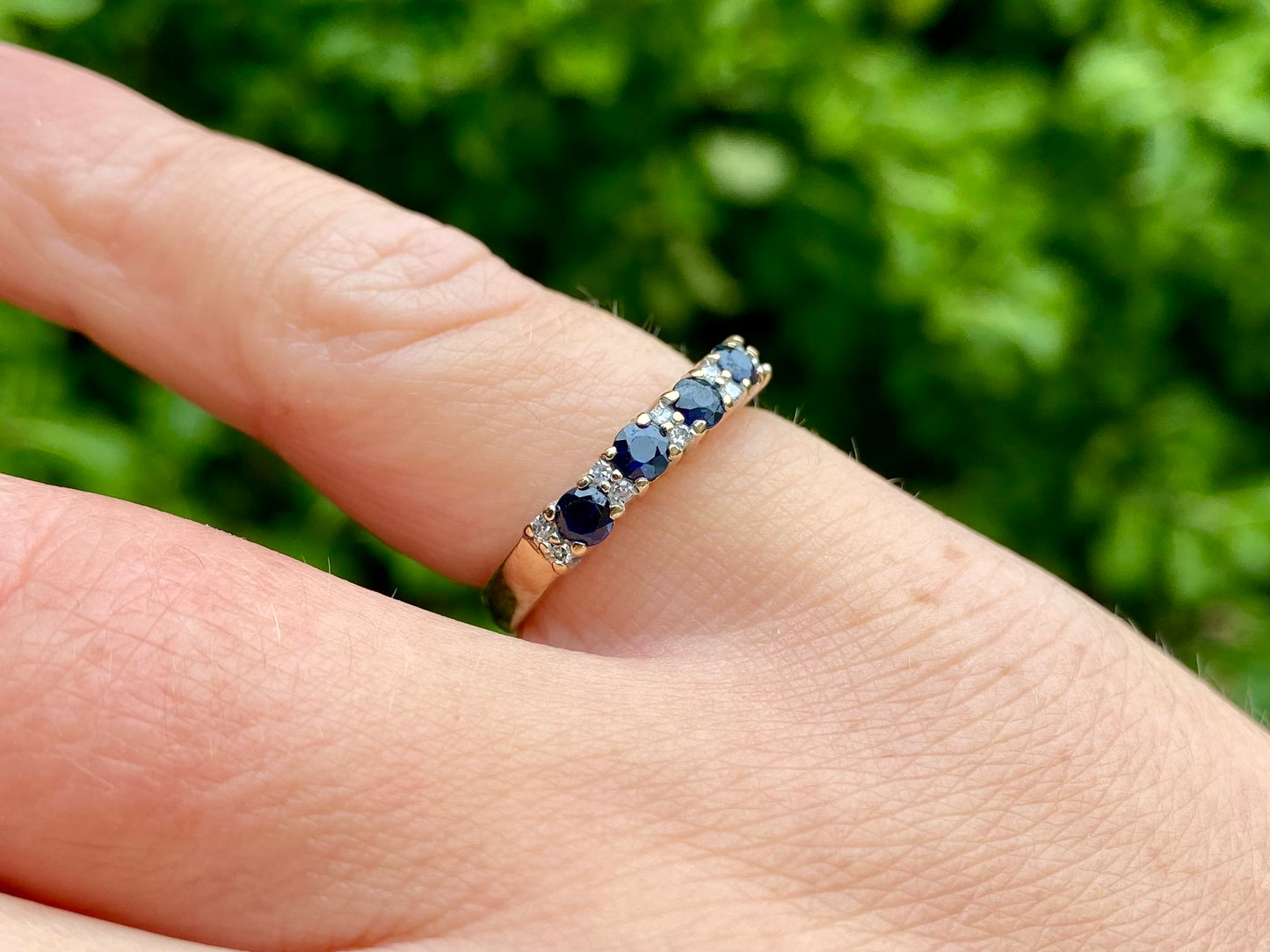 9ct Gold Sapphire & Diamond Ring