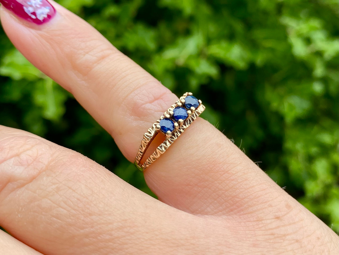 Vintage 9ct Gold Sapphire Ring