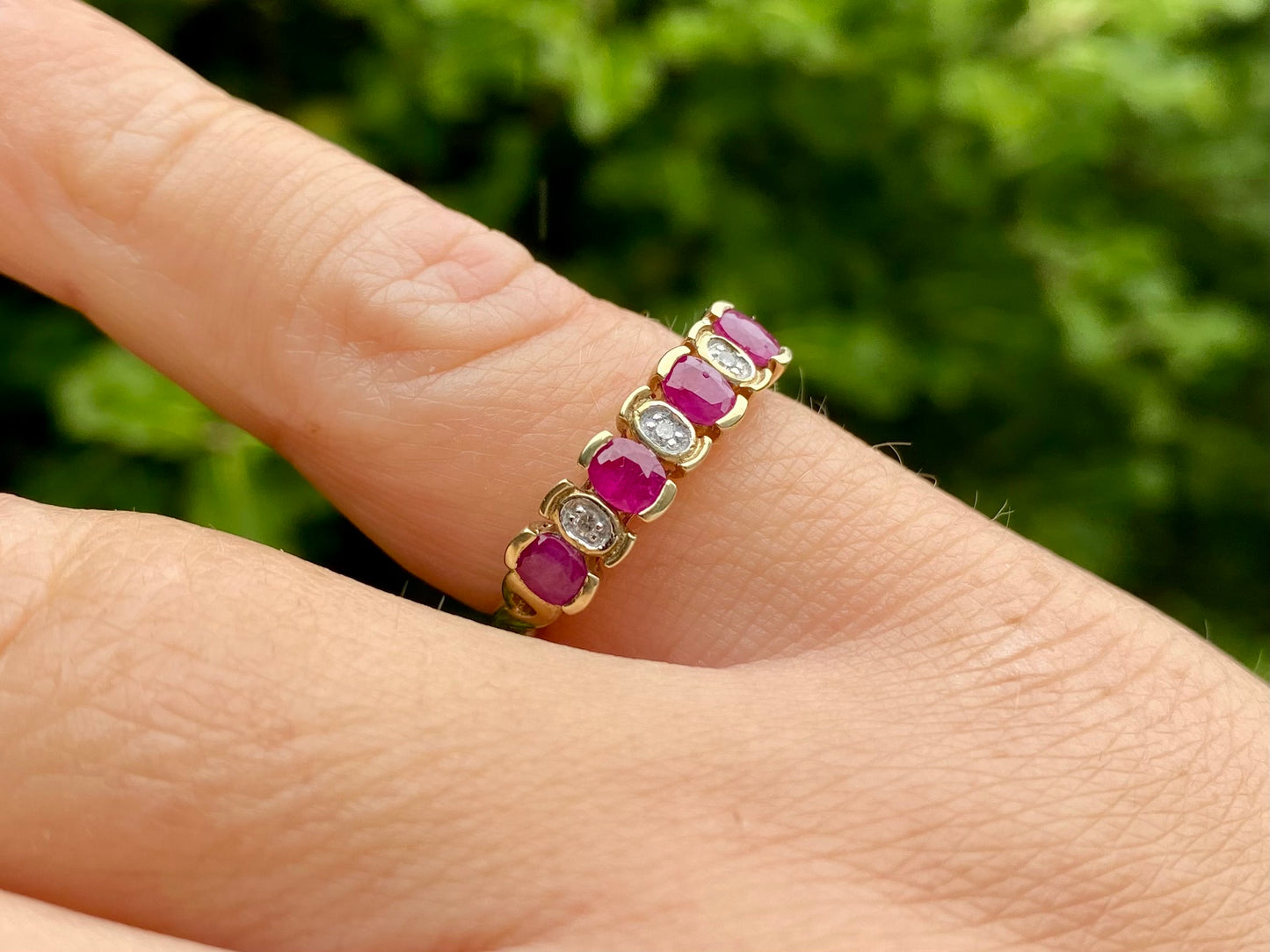 9ct Gold Ruby & Diamond Ring