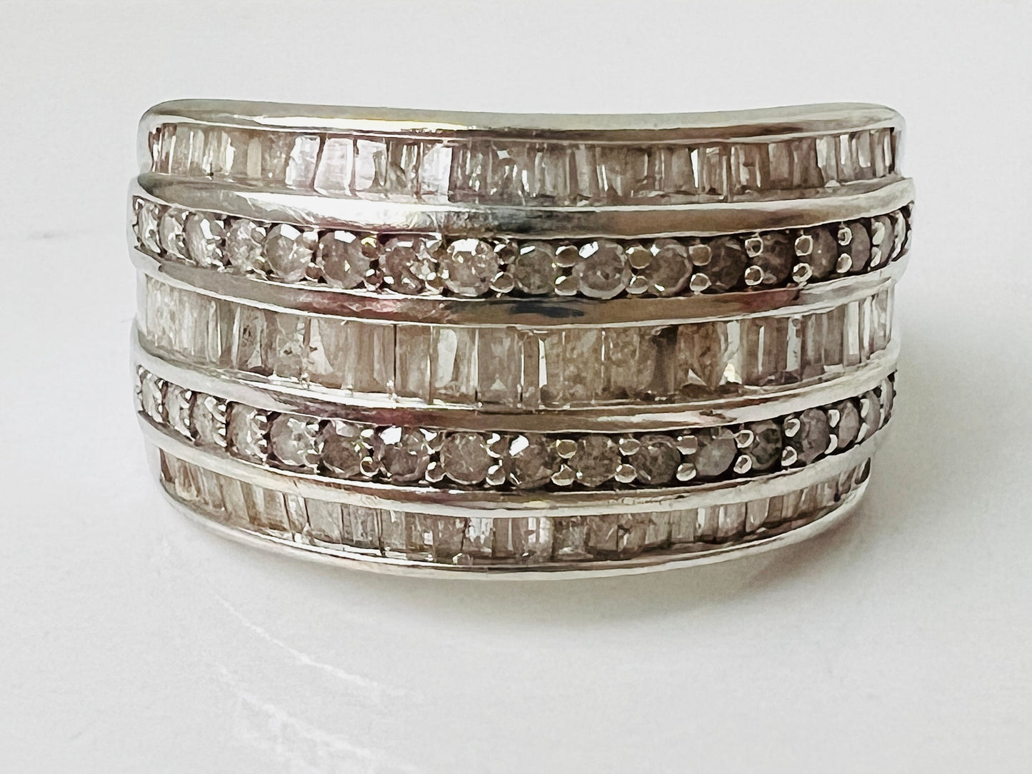 9ct Gold Diamond Ring