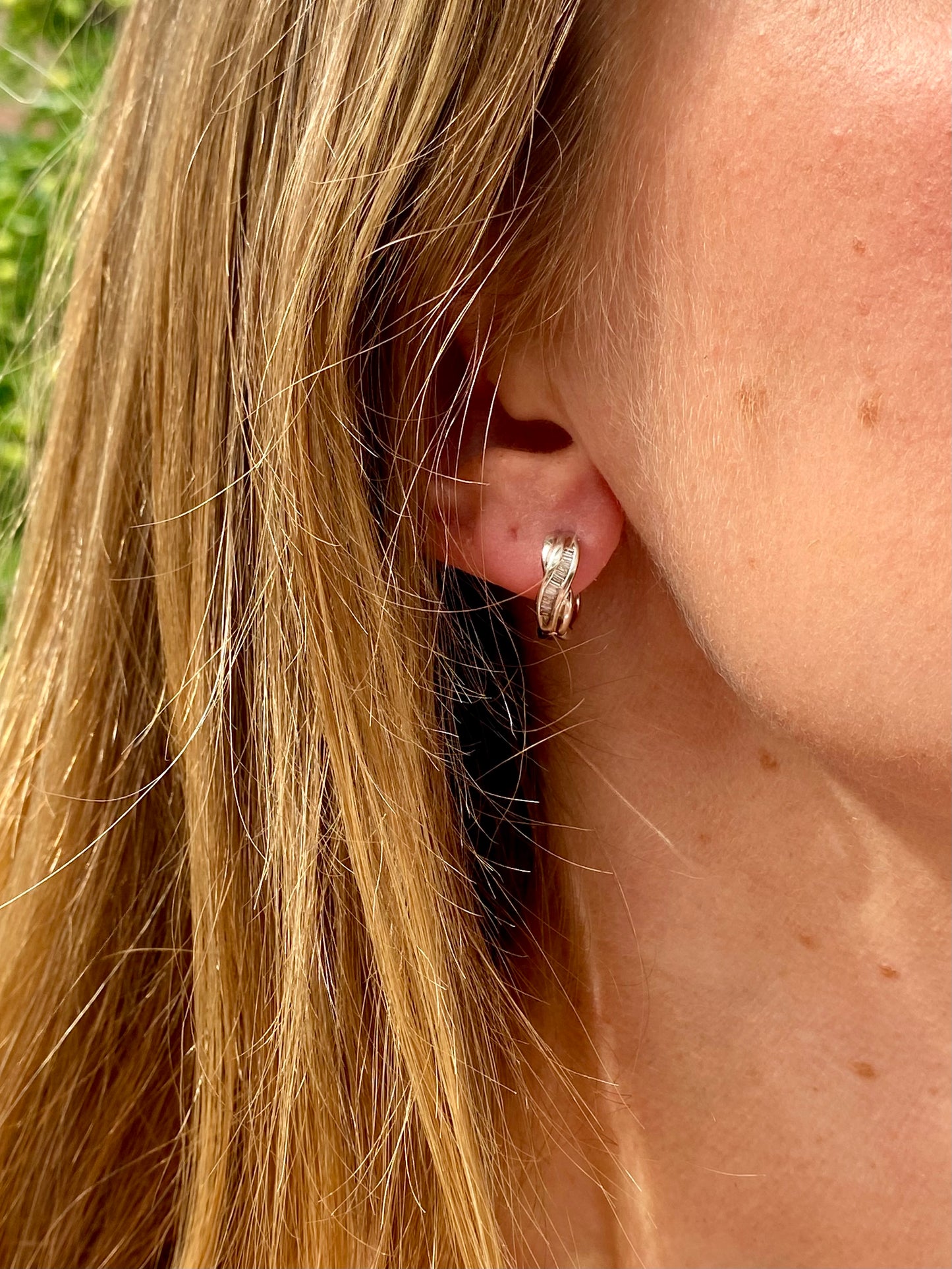 18ct Gold Diamond Earrings