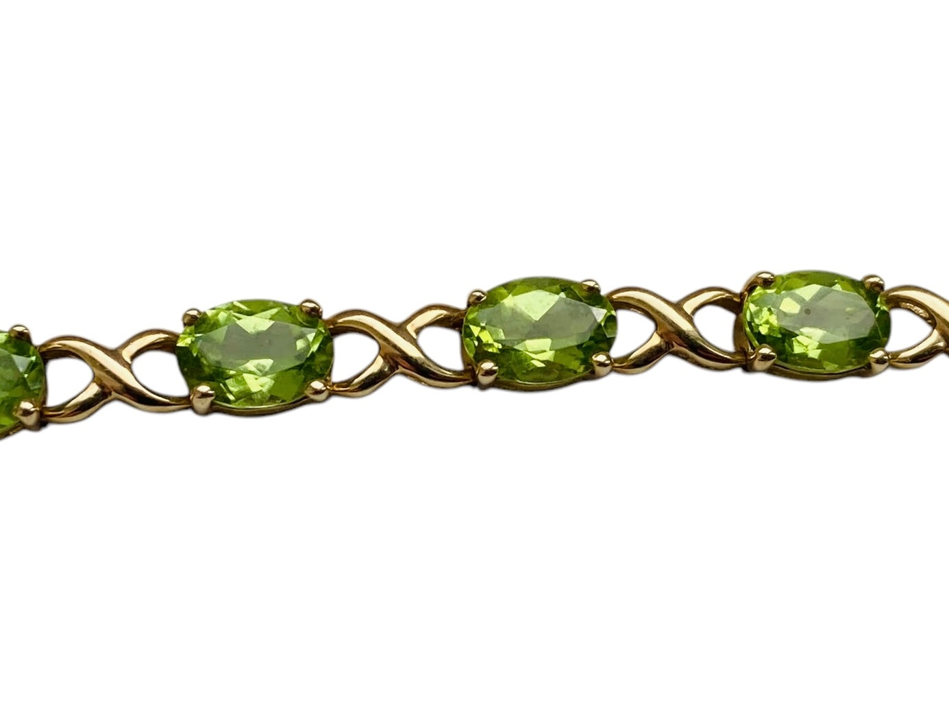 9ct Gold Peridot Bracelet