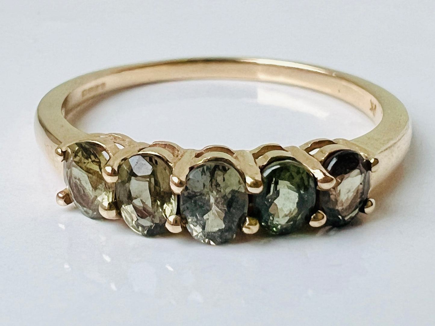 9ct Gold Sapphire Ring
