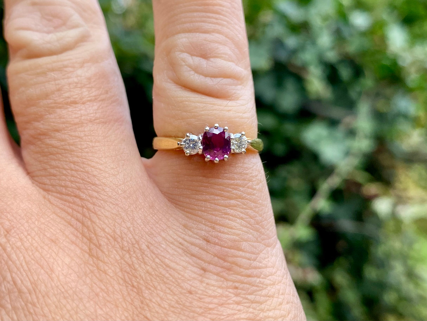 Vintage 18ct Gold Ruby & Diamond Ring