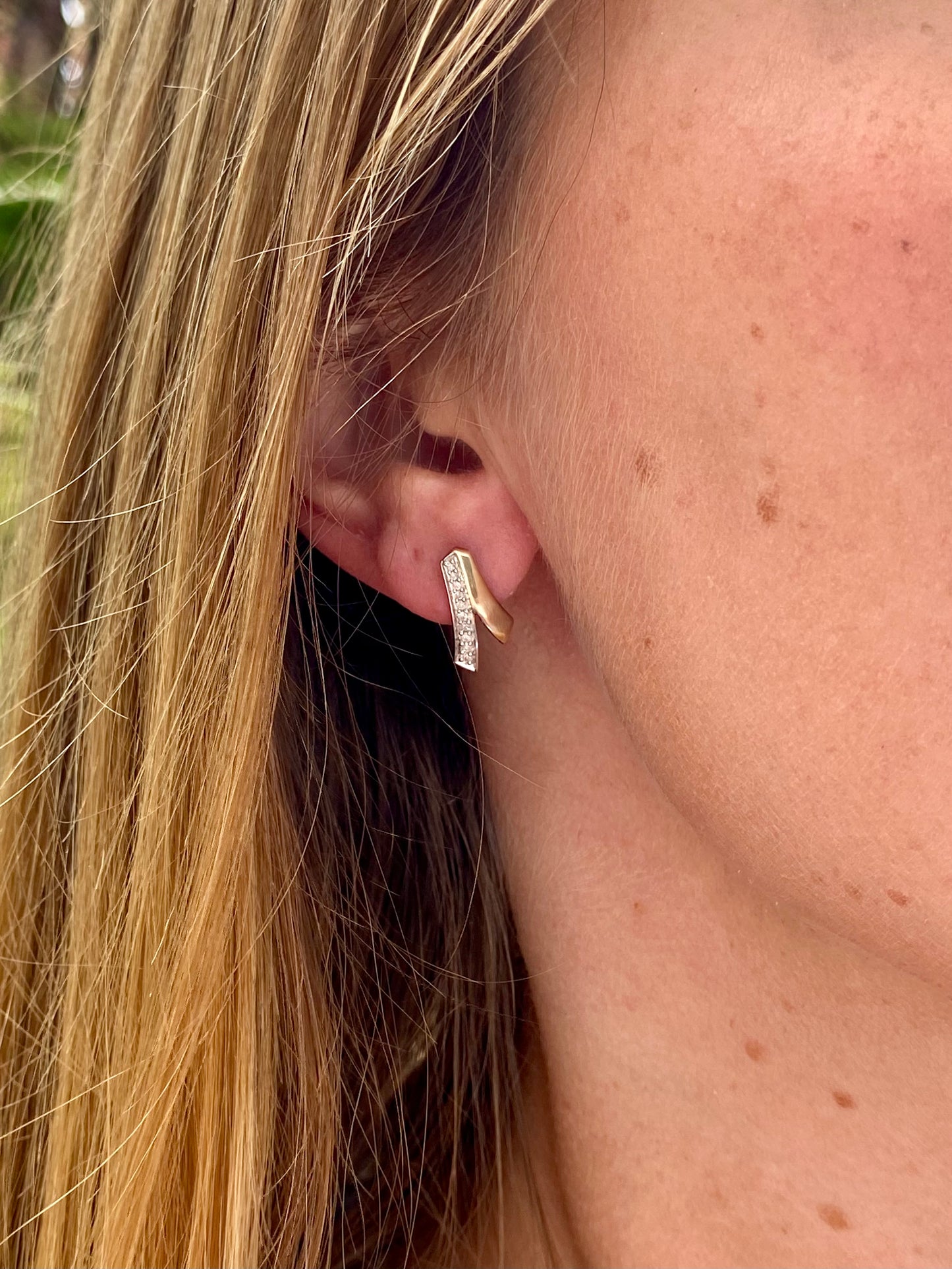 9ct Gold Diamond Earrings