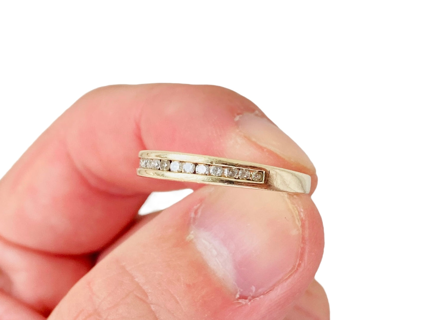 9ct Gold Fifteen-Stone Diamond Band Ring