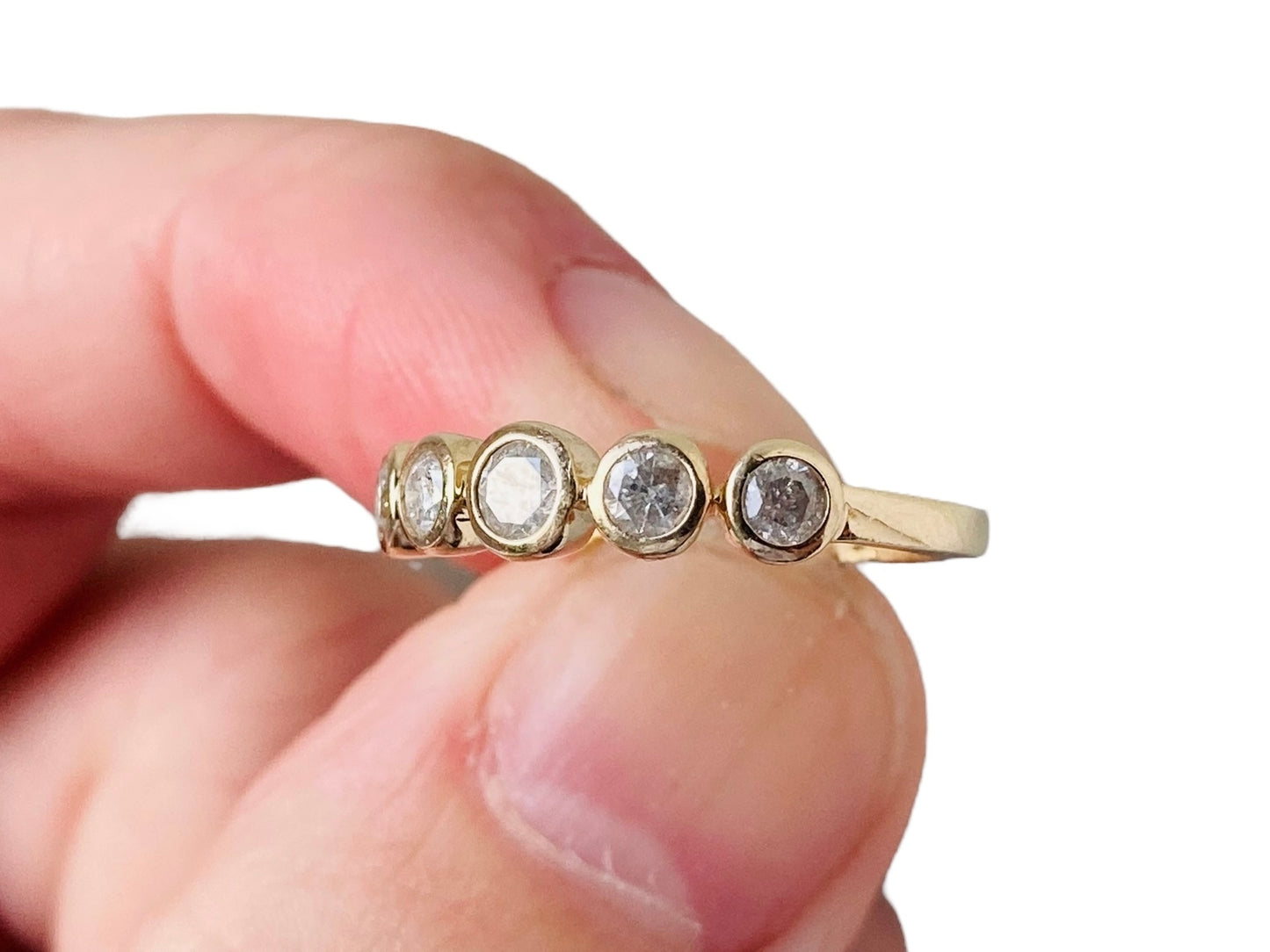 9ct Gold Diamond Ring