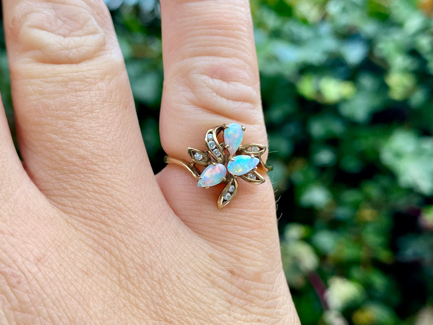 9ct Gold Opal & Diamond Ring