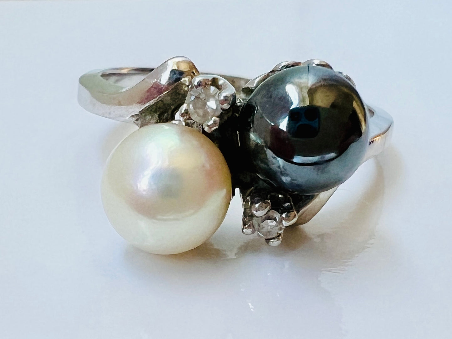 10ct Gold Pearl & Diamond Ring