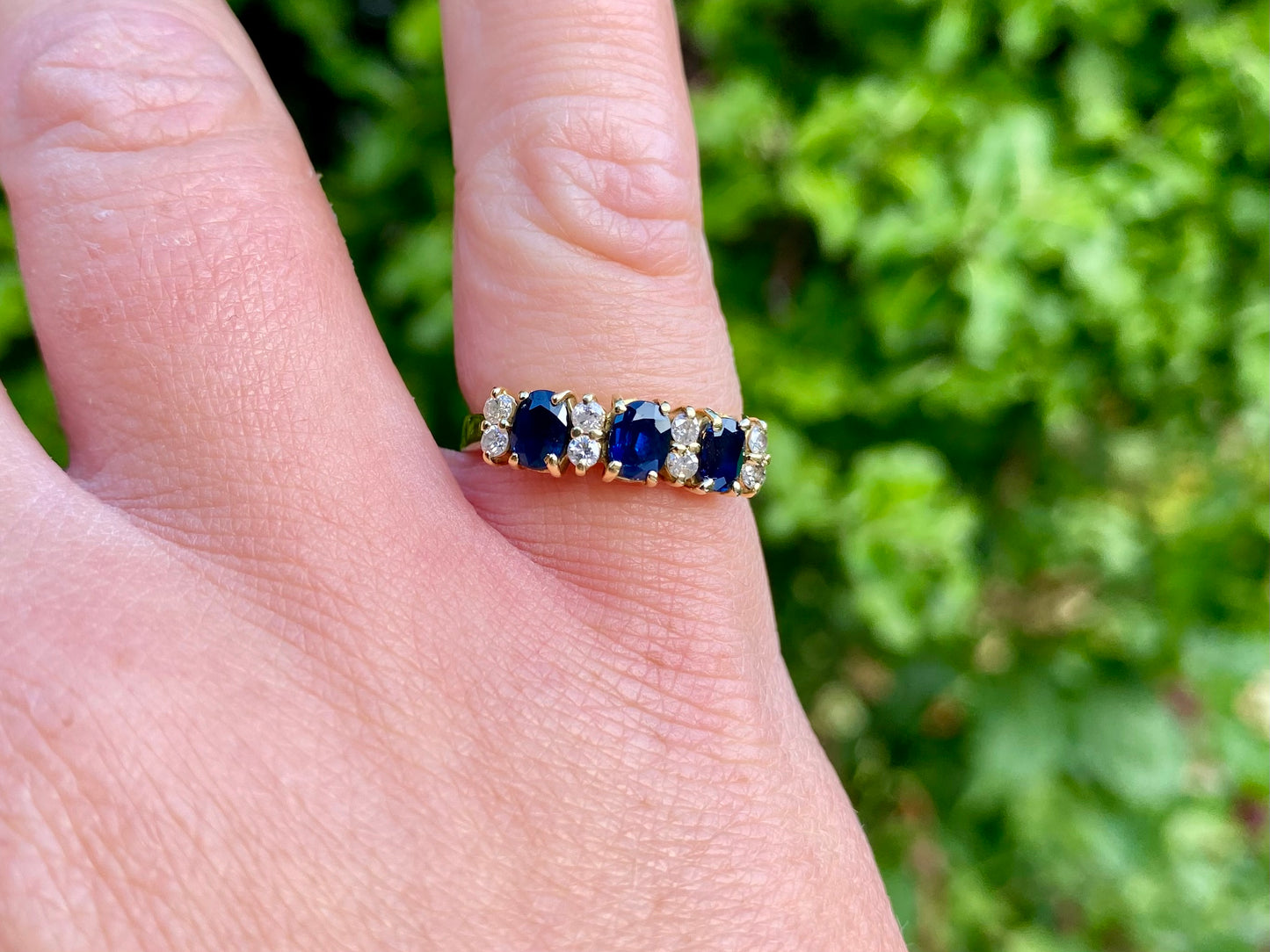 18ct Gold Sapphire & Diamond Ring