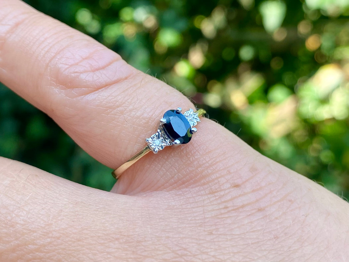 9ct Gold Sapphire & Diamond Ring