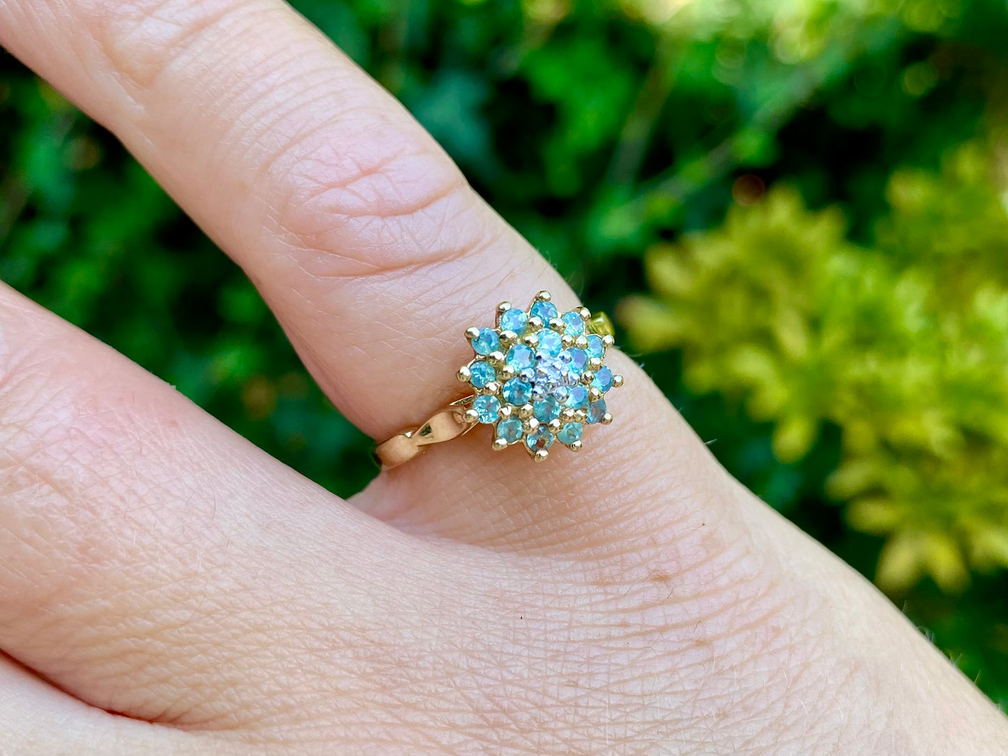 9ct Gold Alexandrite & Diamond Ring