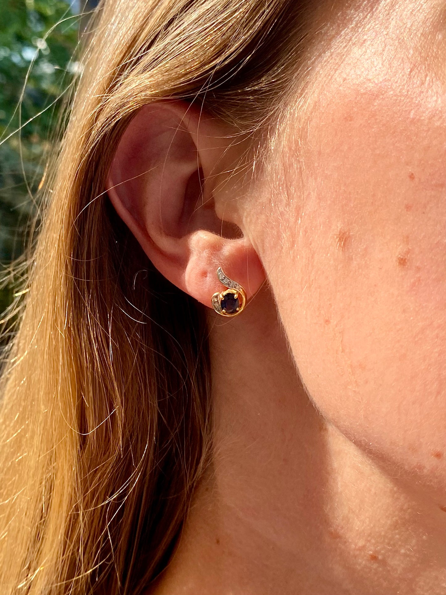 18ct Gold Sapphire & Diamond Earrings