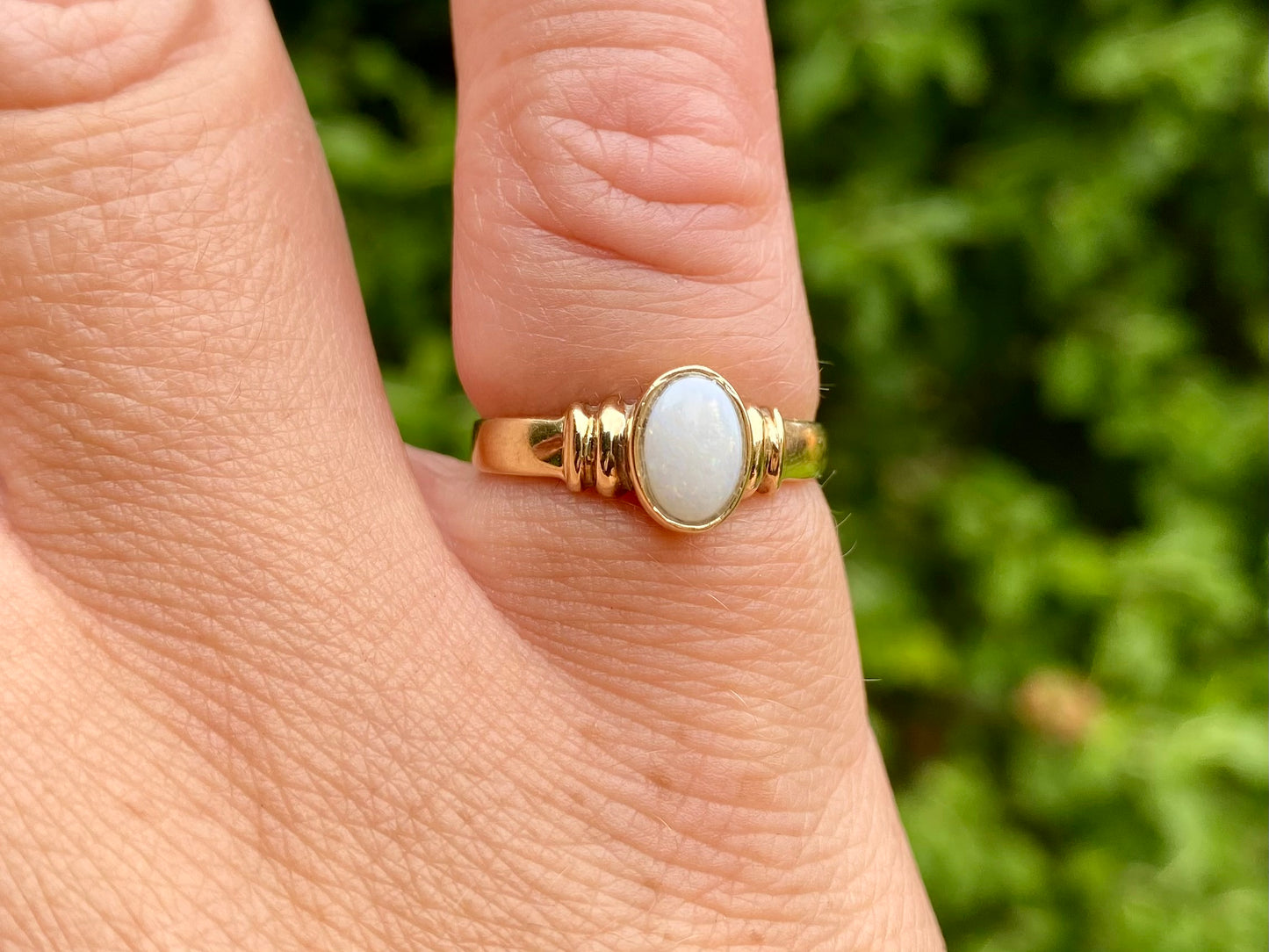 Vintage 9ct Gold Opal Ring