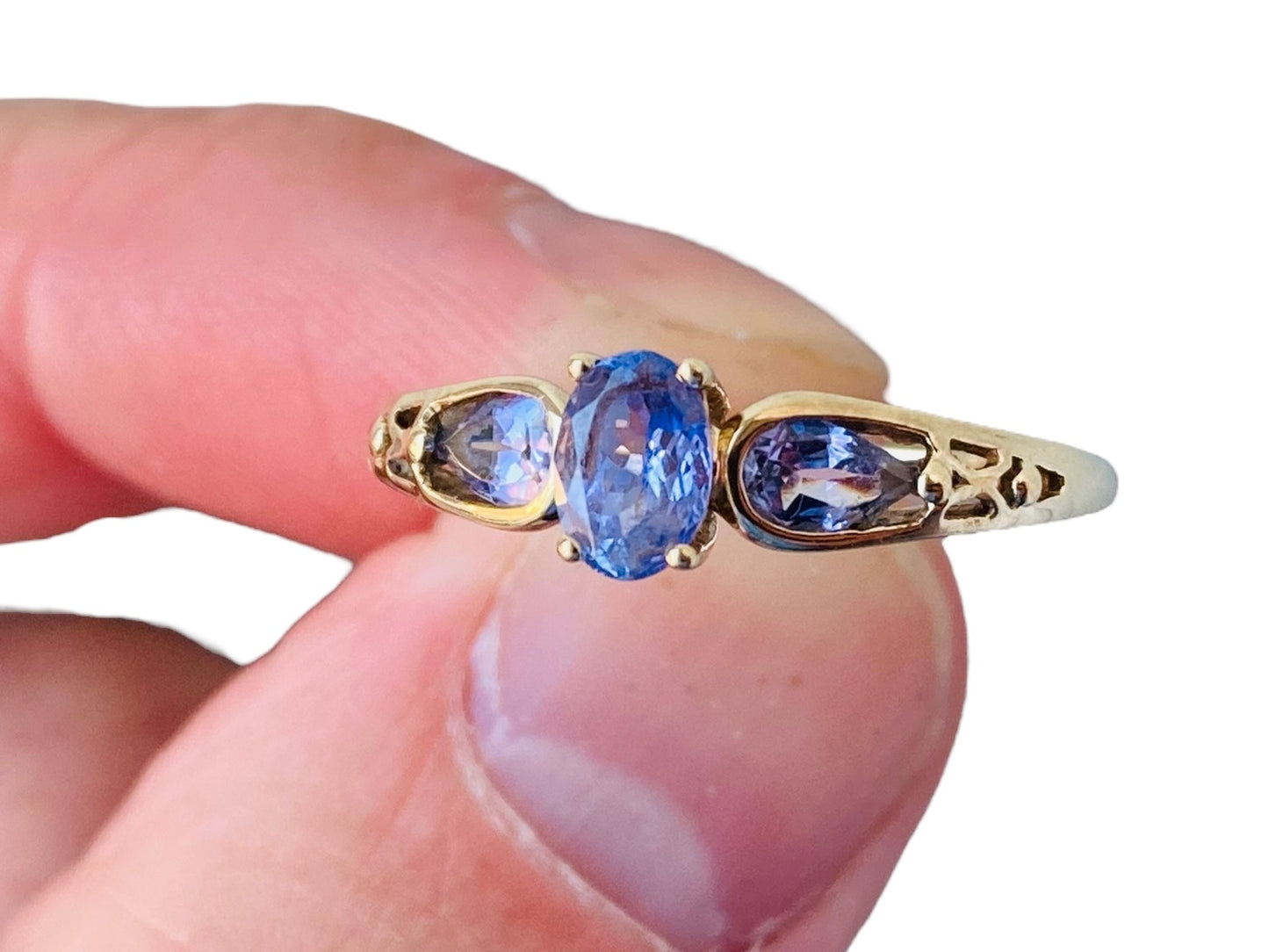 9ct Gold Tanzanite Ring