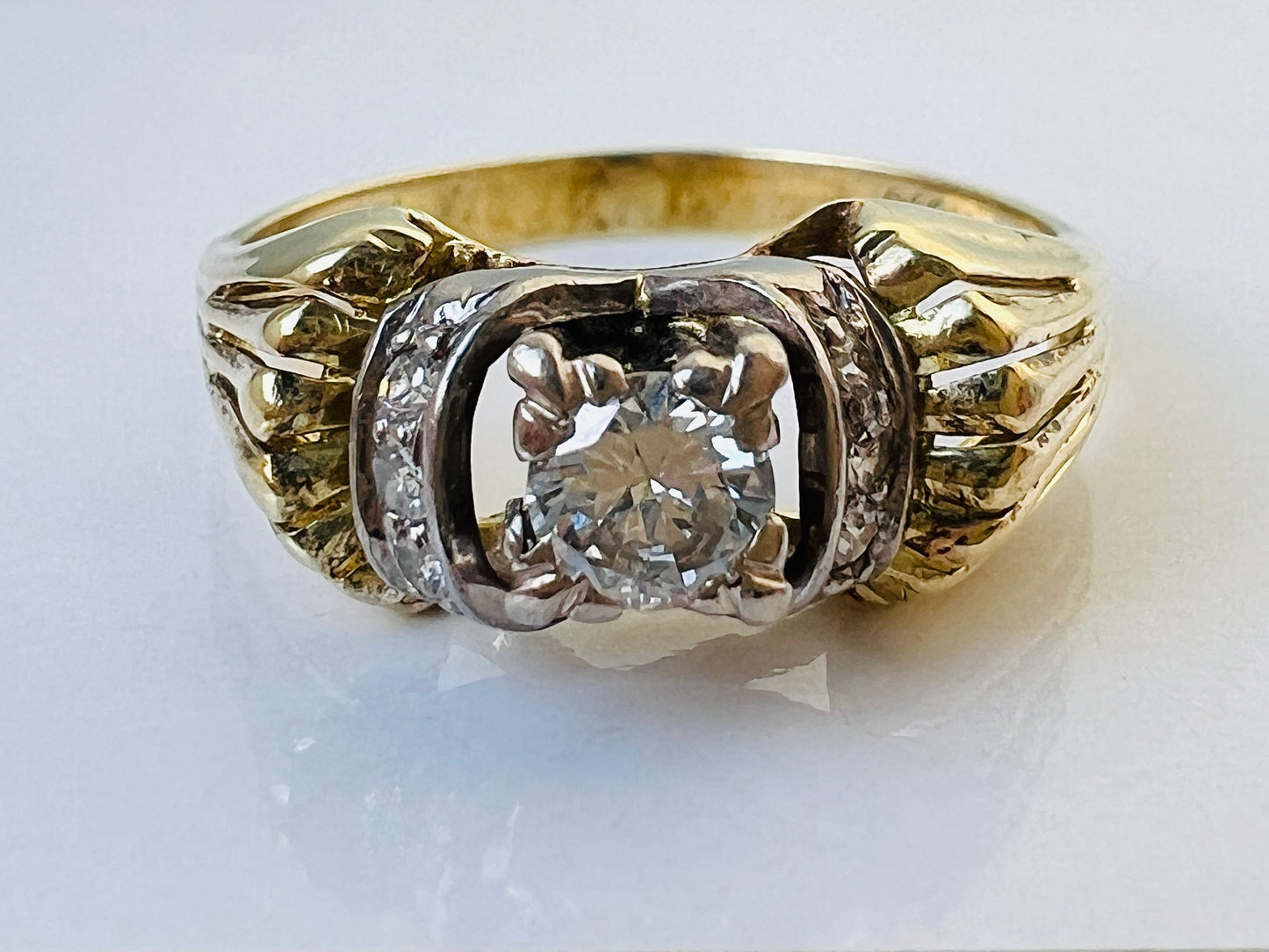 Vintage 14ct Gold Diamond Ring