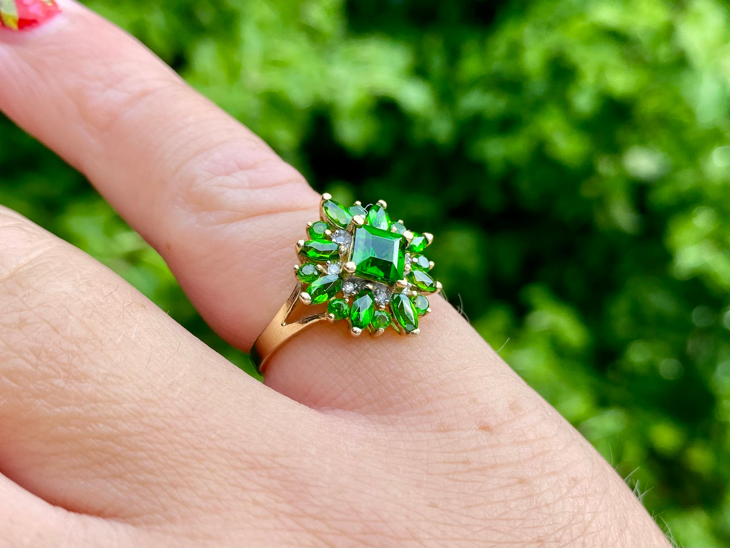 9ct Gold Diopside & Diamond Ring