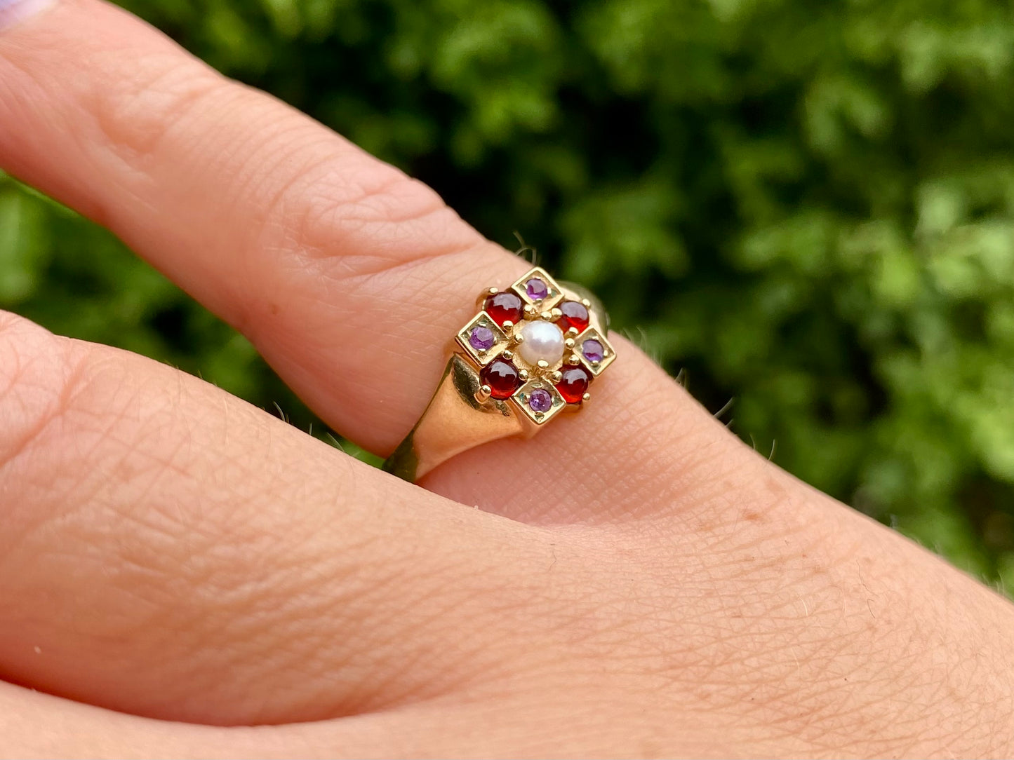 9ct Gold Garnet, Pearl & Amethyst Ring