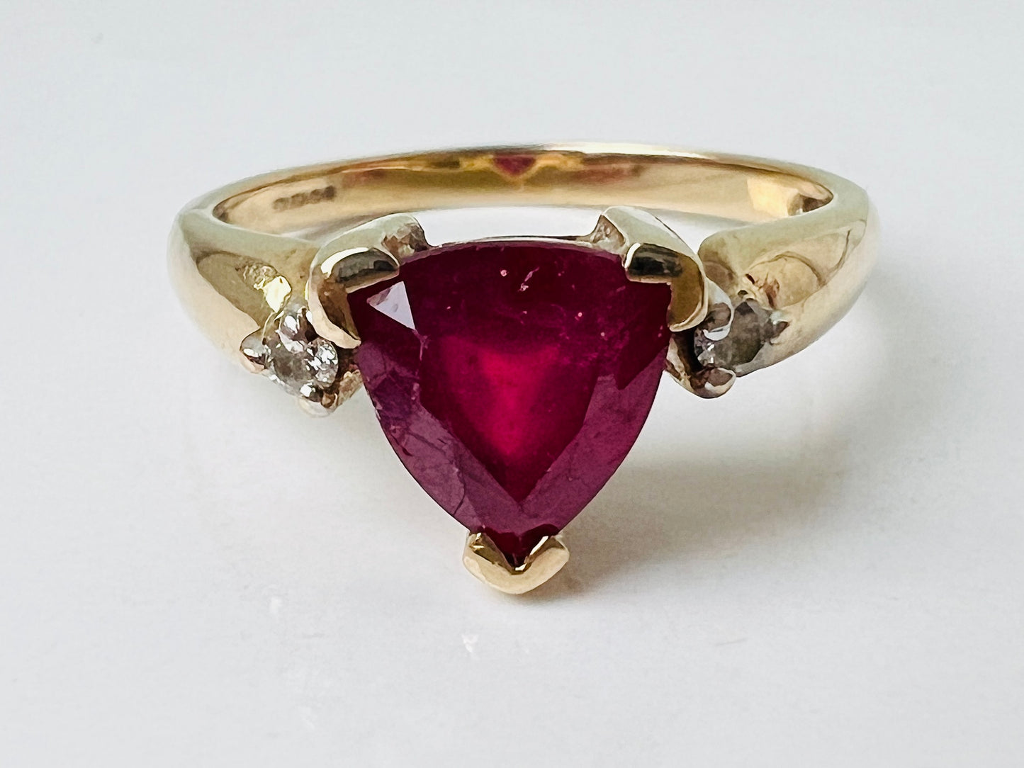 9ct Gold Ruby & Diamond Ring