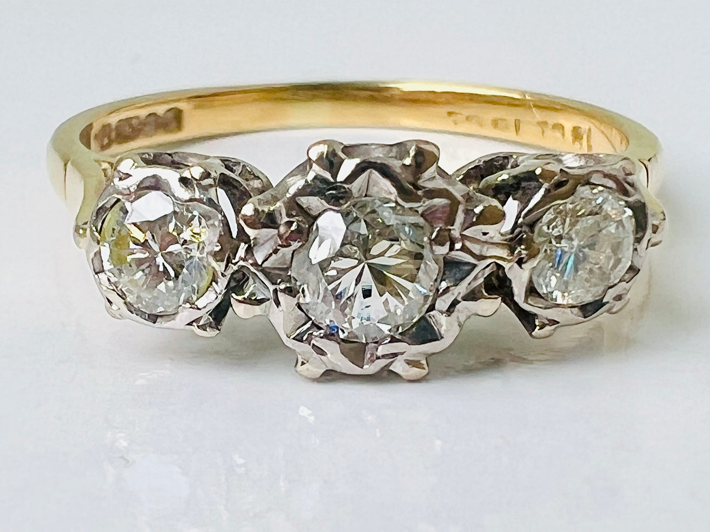 Vintage 18ct Gold Three-Stone Diamond Ring