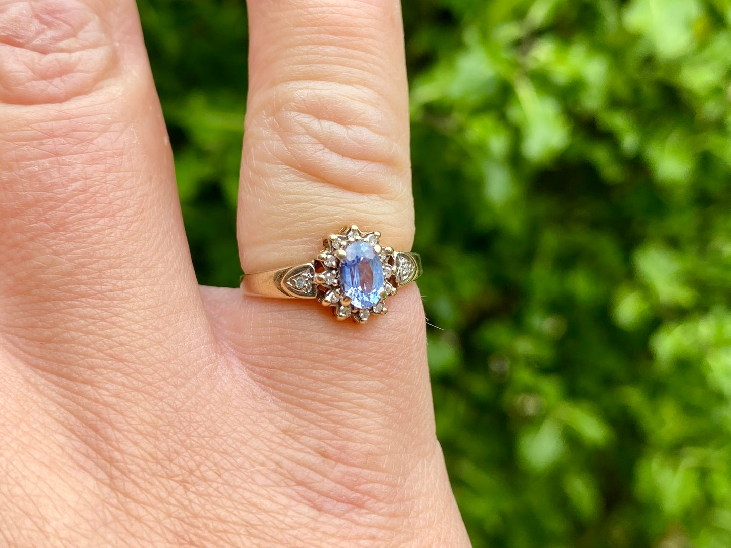 9ct Gold Sapphire & Diamond Ring