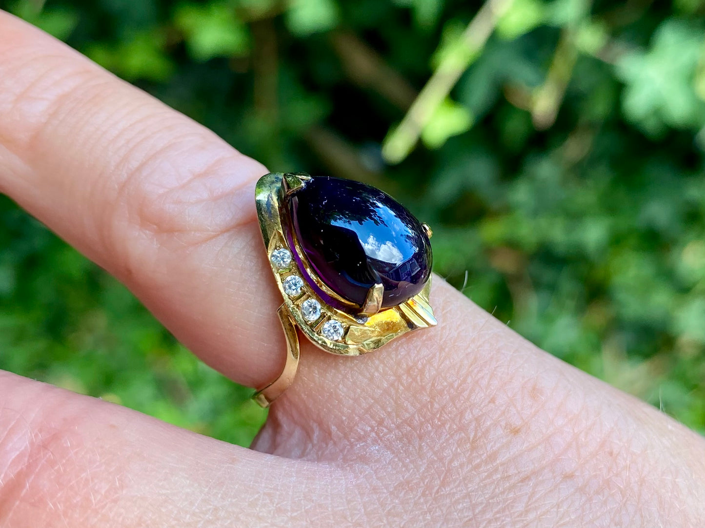 Vintage 14ct Gold Amethyst & Diamond Ring