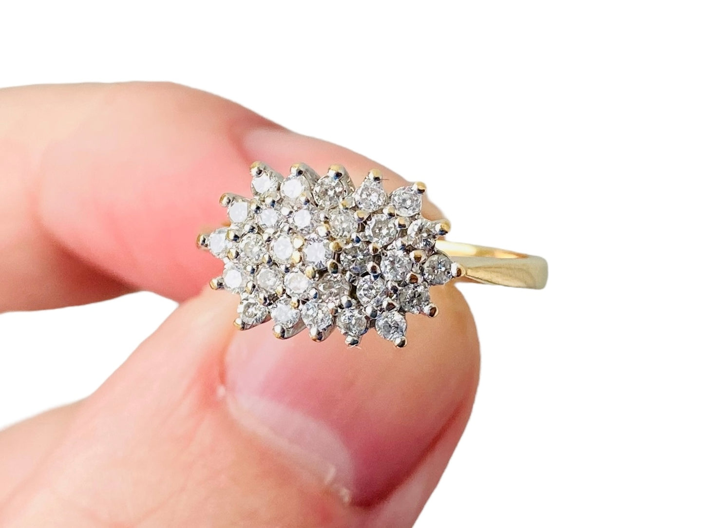 18ct Gold Diamond Cluster Ring
