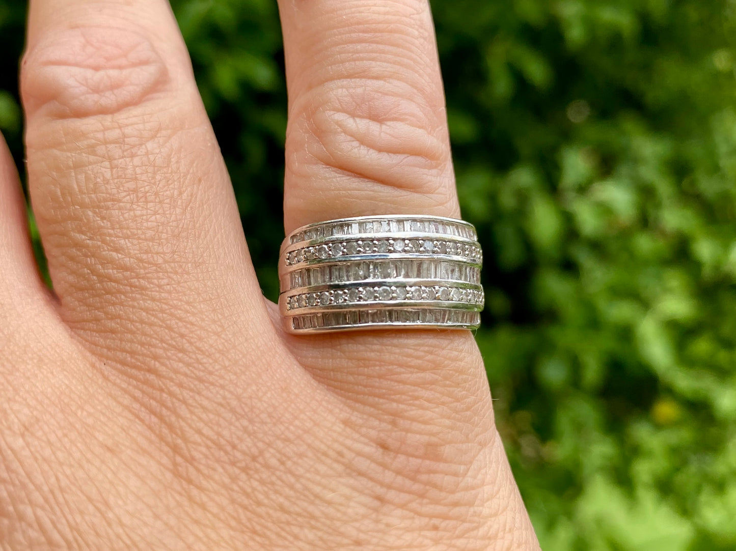 9ct Gold Diamond Ring