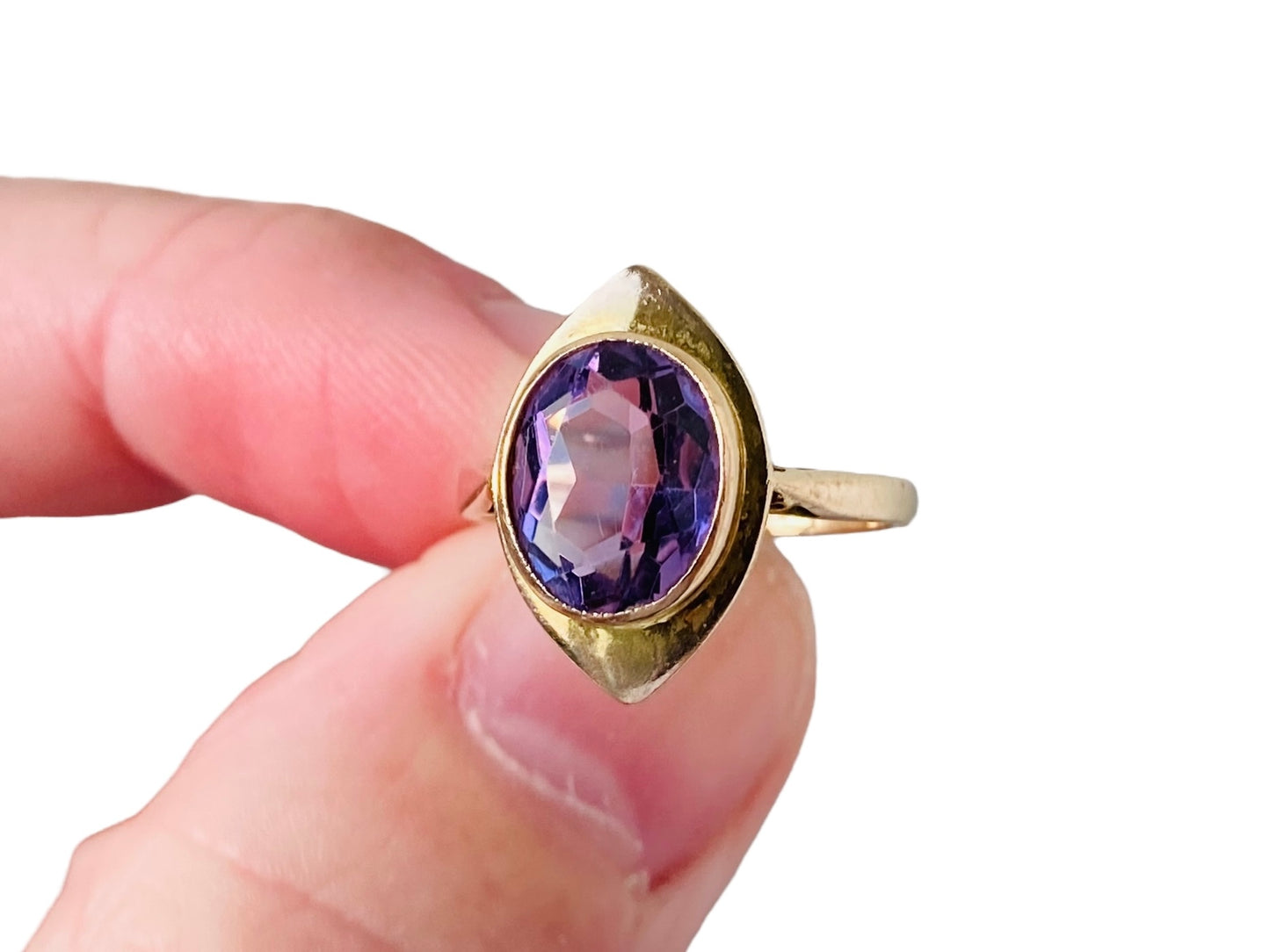Vintage 9ct Gold Amethyst Ring