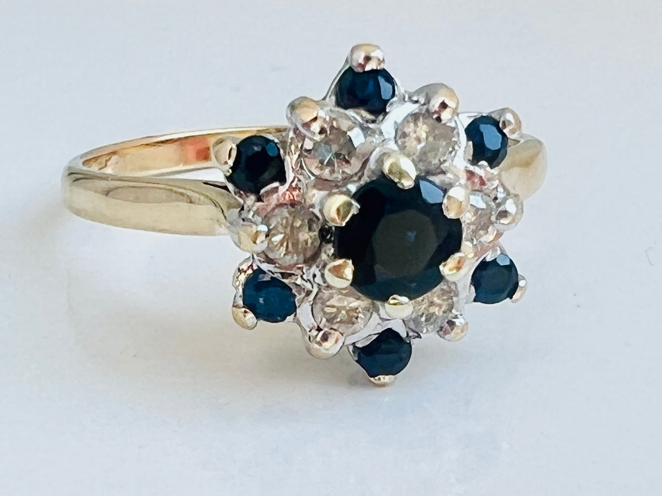 Vintage 9ct Gold Sapphire & Diamond Ring