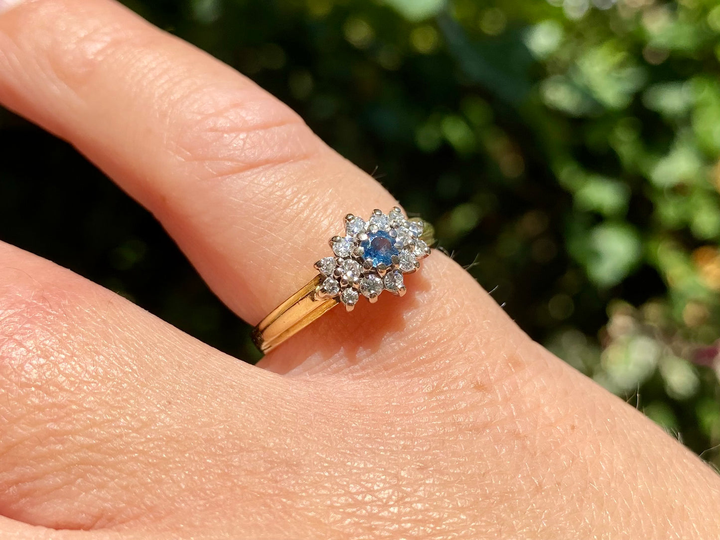 Vintage 18ct Gold Sapphire & Diamond Ring