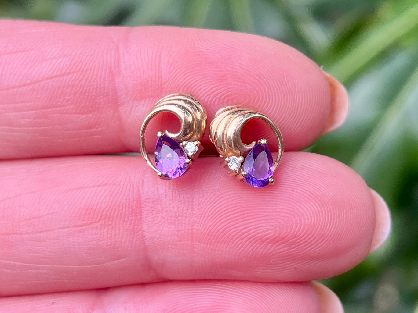 9ct Gold Amethyst & Diamond Earrings