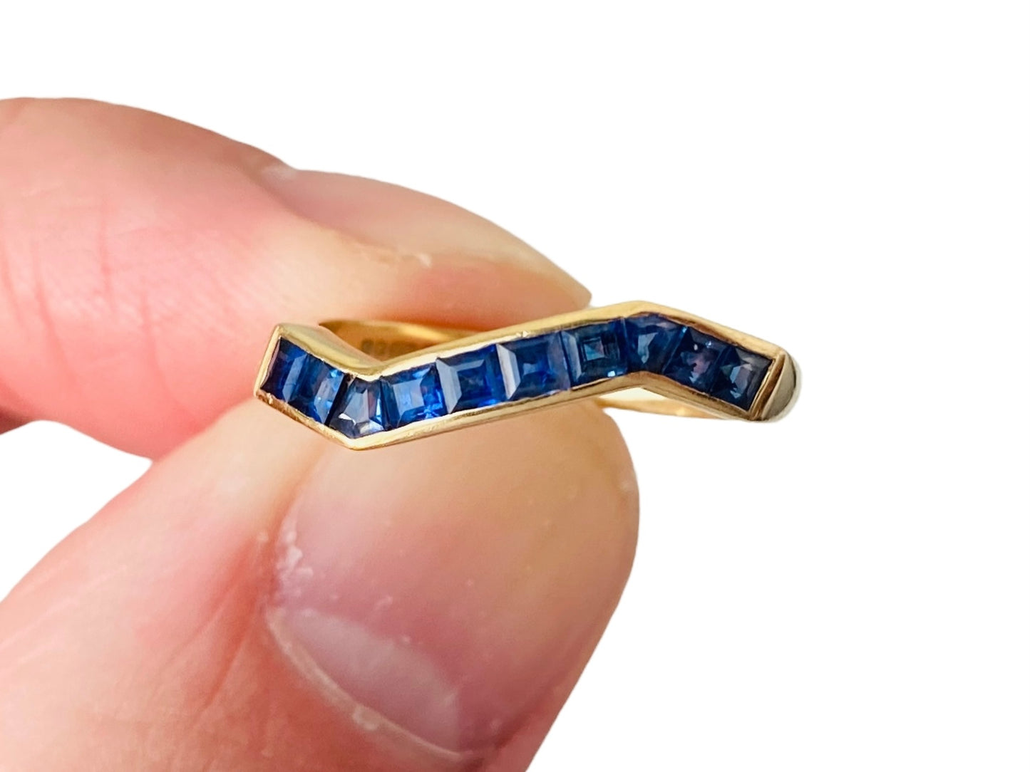 Vintage 18ct Gold Sapphire Ring