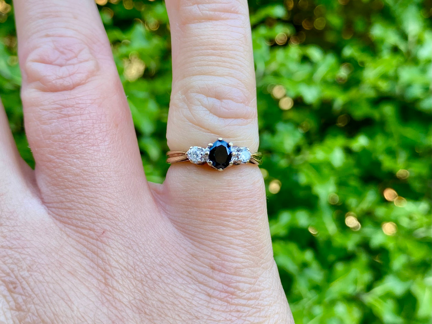 9ct Gold Sapphire & Diamond Ring