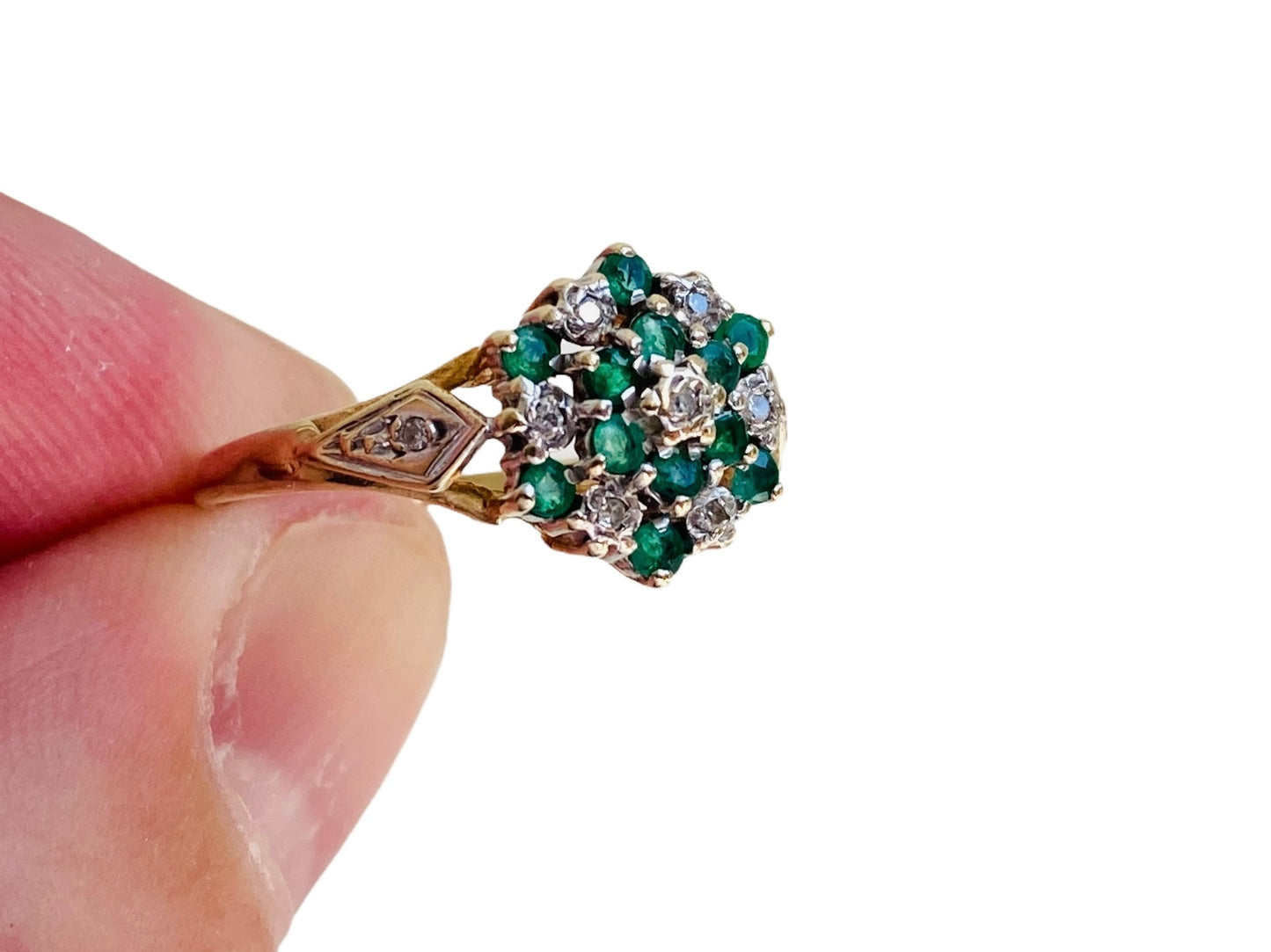 9ct Gold Emerald & Diamond Ring