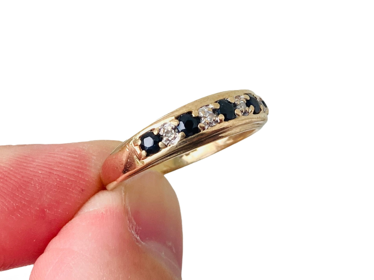 9ct Gold Sapphire & Diamond Ring