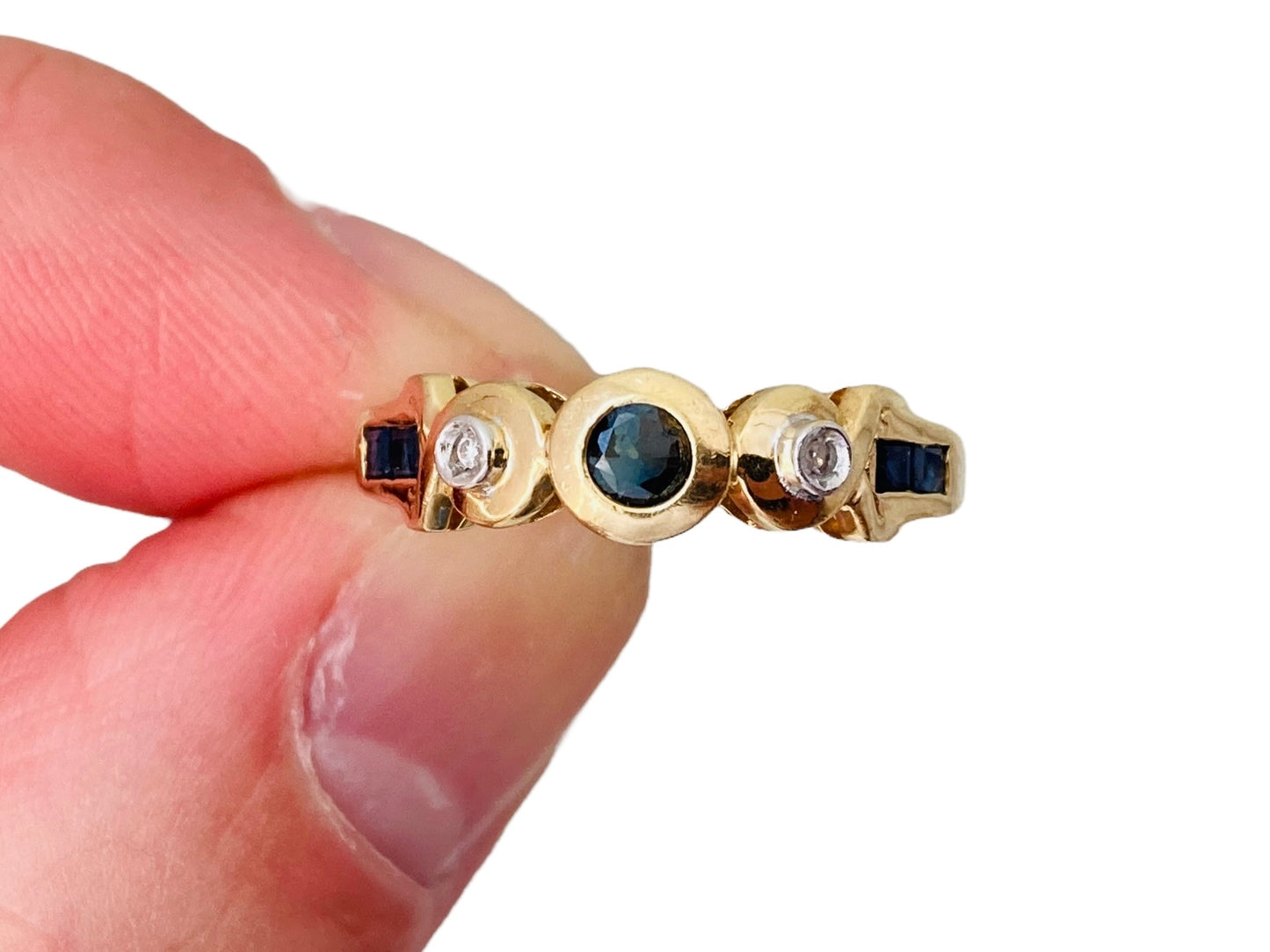14ct Gold Sapphire & Diamond Ring