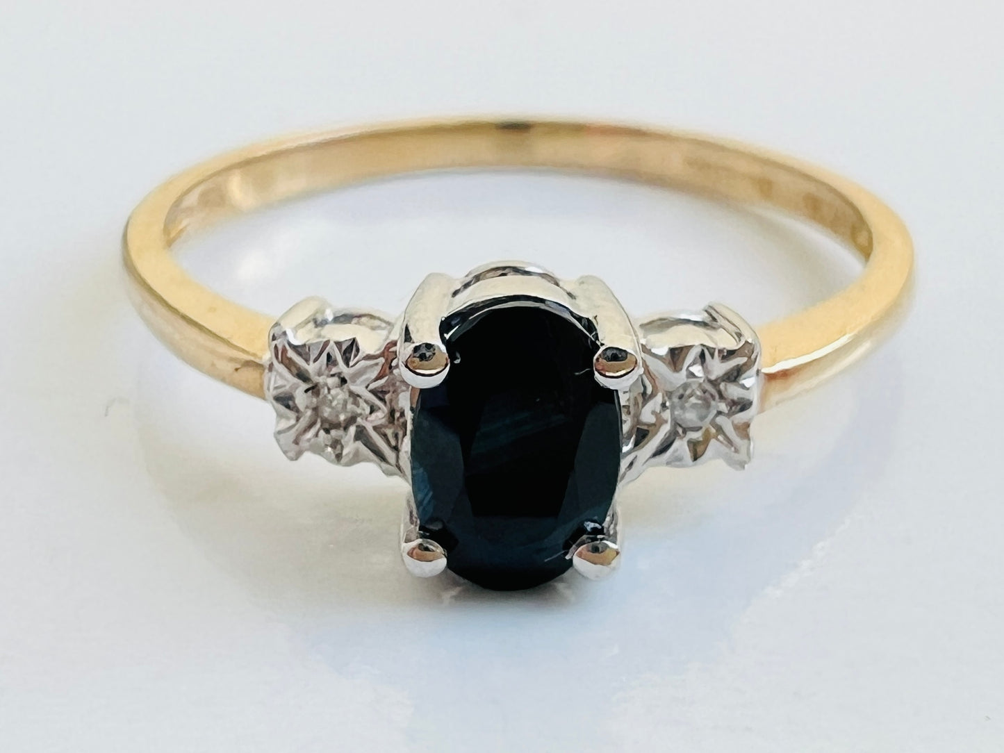 9ct Gold Sapphire & Diamond Ring