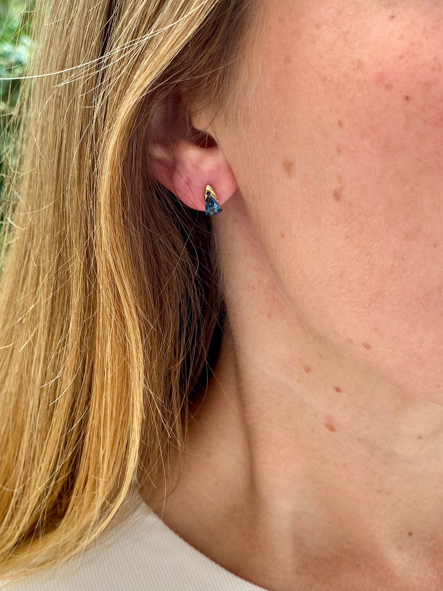 9ct Gold Topaz Earrings