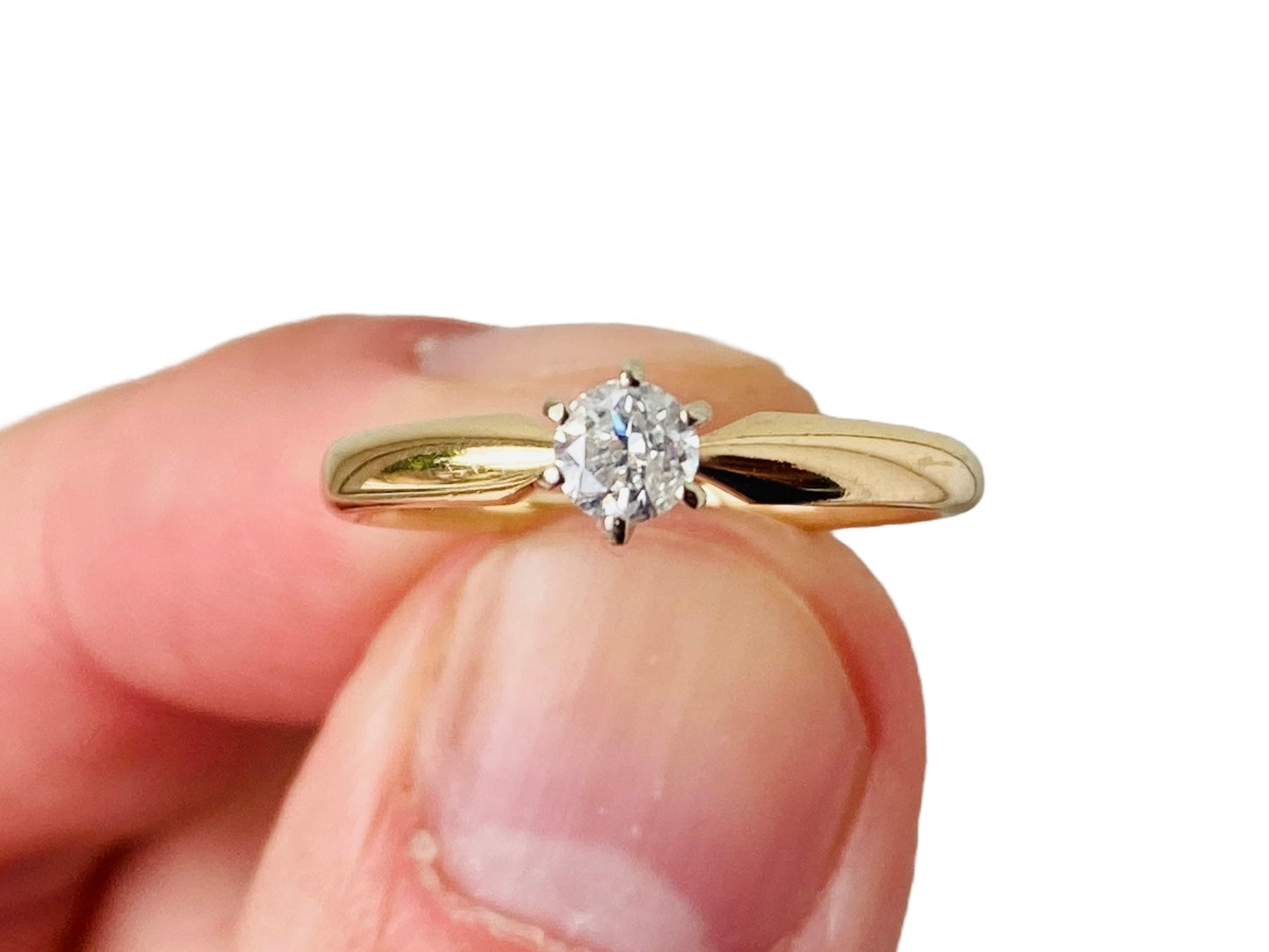 Vintage 14ct Gold Diamond Solitaire Ring