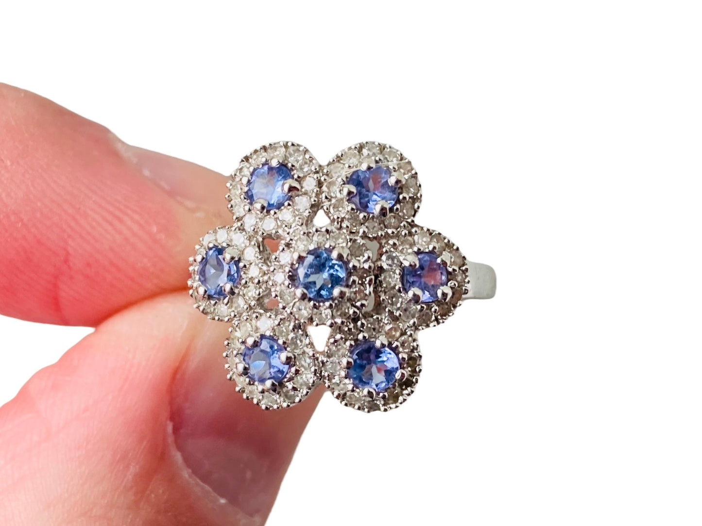 9ct Gold Tanzanite & Diamond Ring