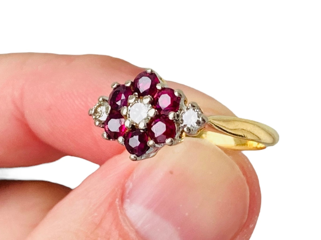 Vintage 18ct Gold Ruby & Diamond Ring
