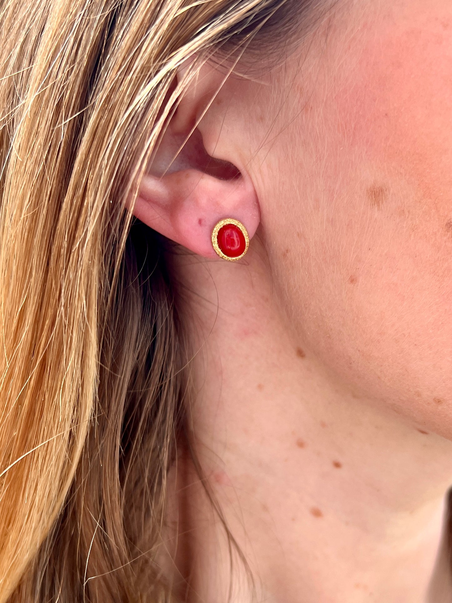 18ct Gold Coral Earrings