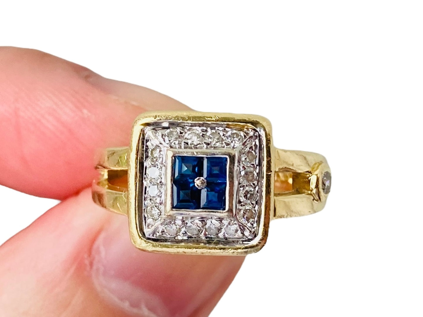14ct Gold Sapphire & Diamond Ring