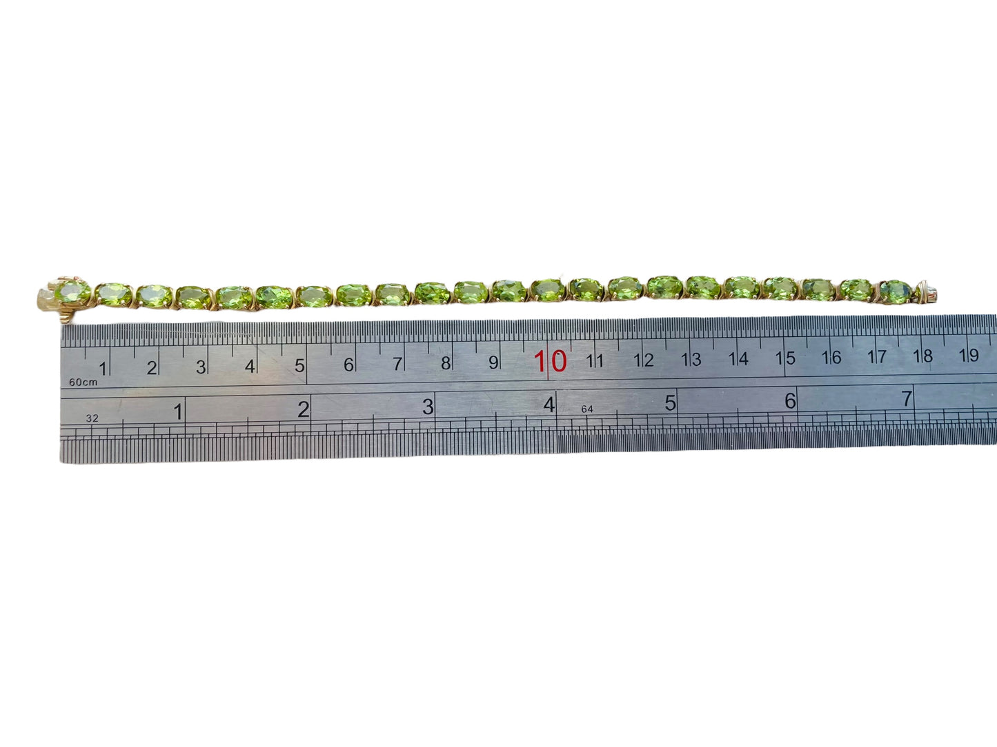 9ct Gold Peridot Bracelet