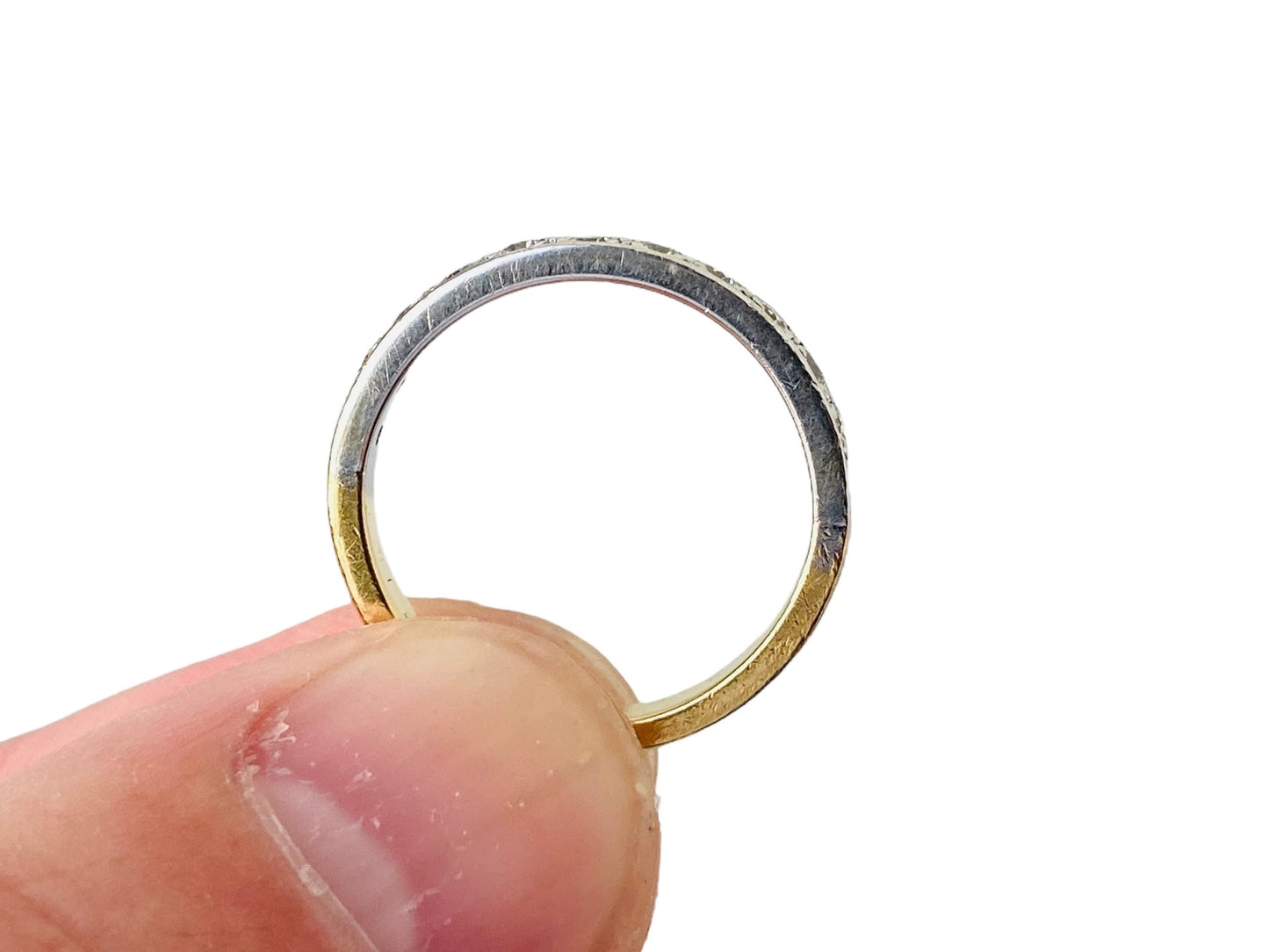 18ct Gold Twelve-Stone Diamond Ring