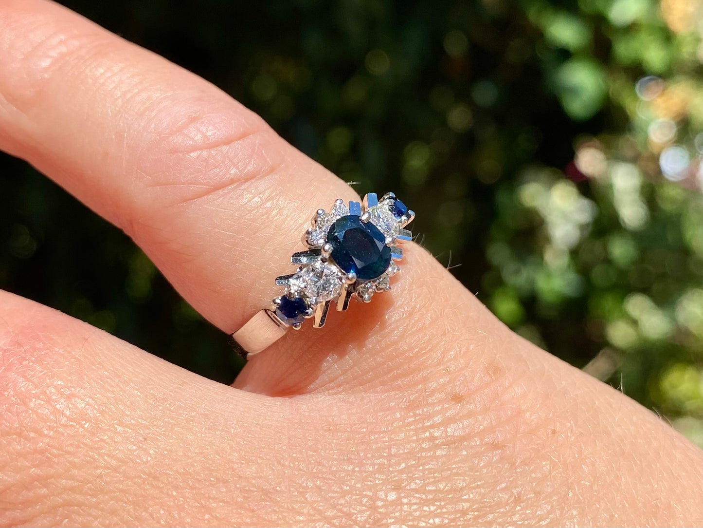 Vintage 18ct Gold Sapphire & Diamond Ring