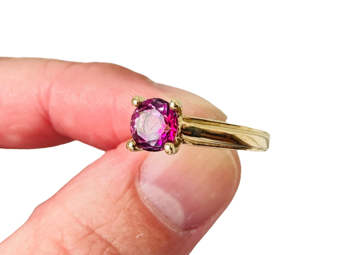 9ct Gold Pink Sapphire Ring